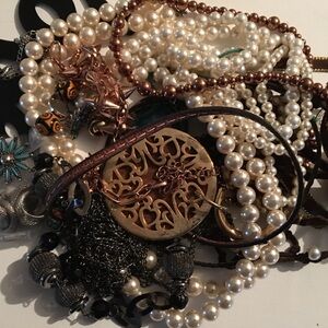 Mixed grab bag beads-necklace Lot 5